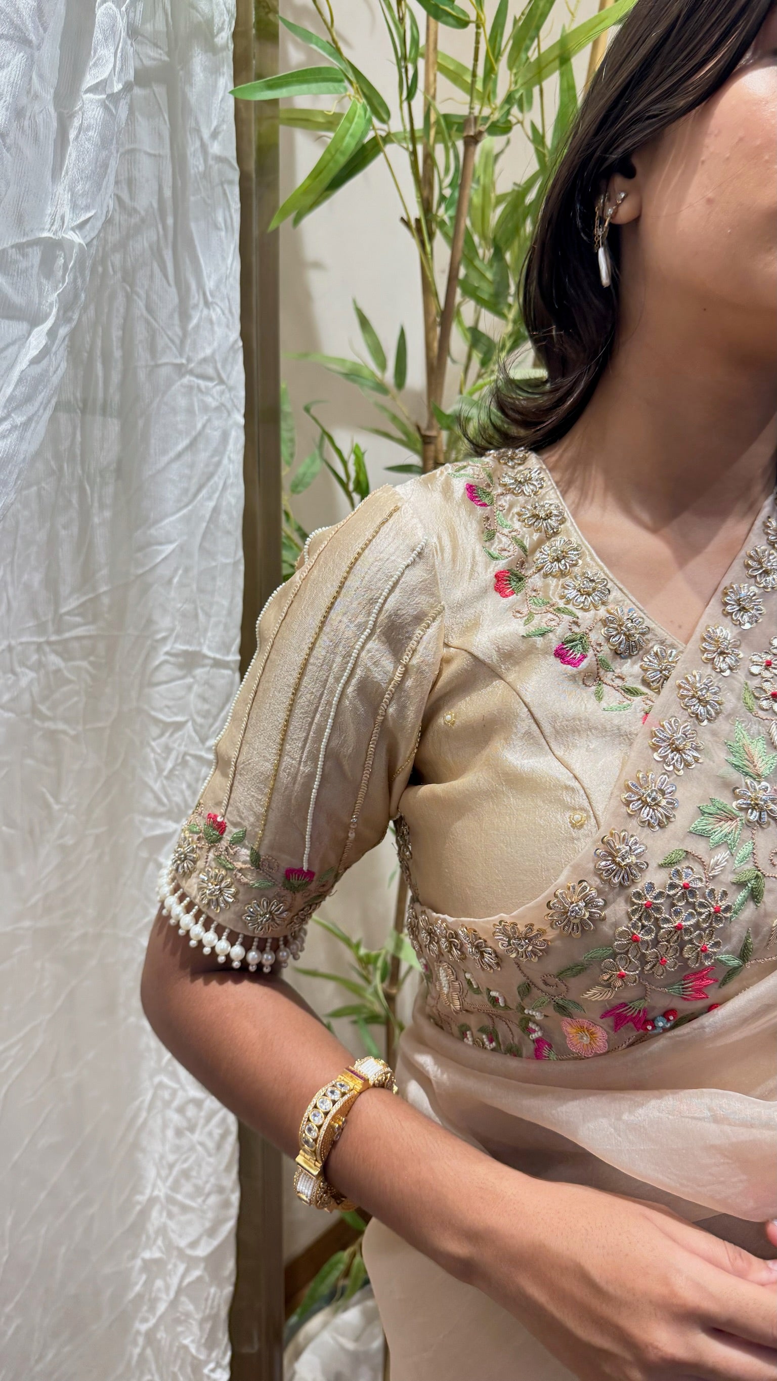Lehenga-saree style, matching decoration to a paired set